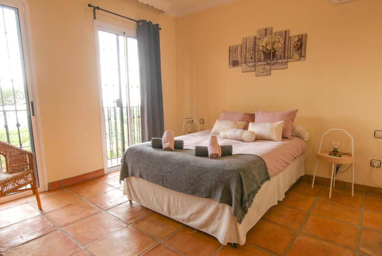 Tess Villa La Favorita Alhaurin de la Torre Bagian luar foto